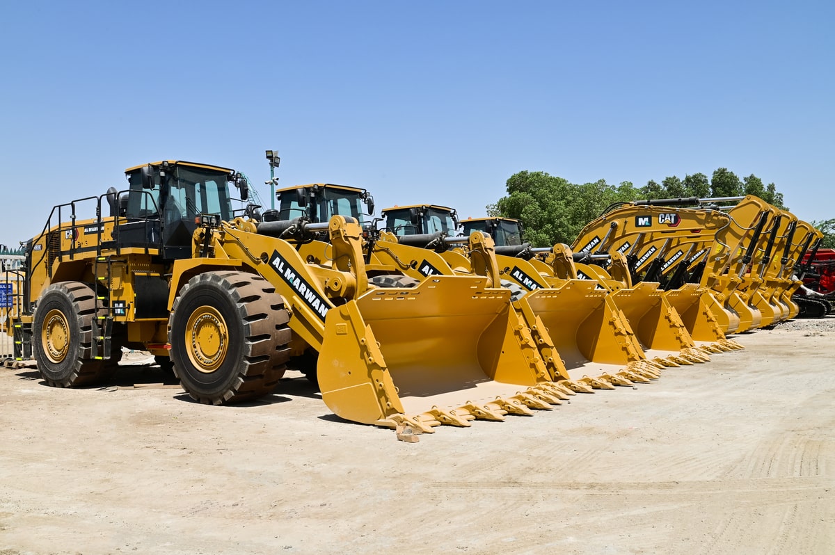 Why Small Contractors Use Heavy Equipment Rental Services